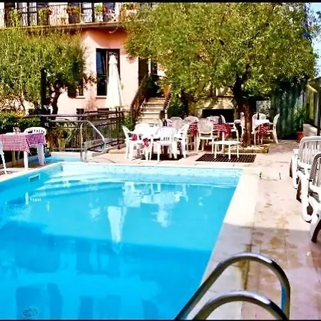 Santa Maria - Town Center 2*